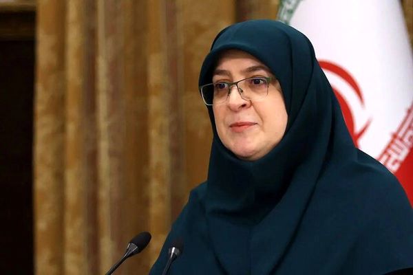 مهاجرانی: زنان باید در مقدرات کشور سهیم و شریک باشند