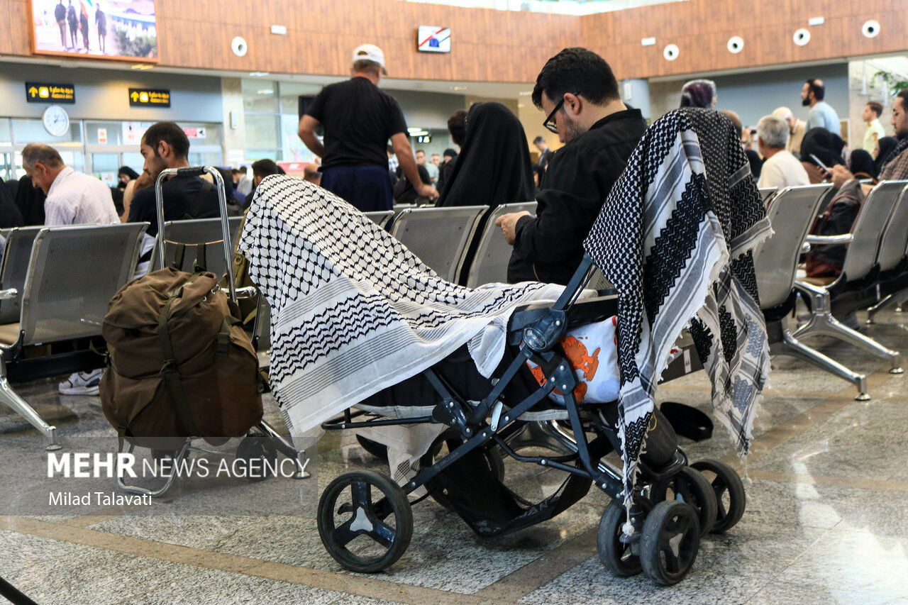 تصاویر: حرکت نخستین قطار زائران گیلانی اربعین حسینی به کرمانشاه