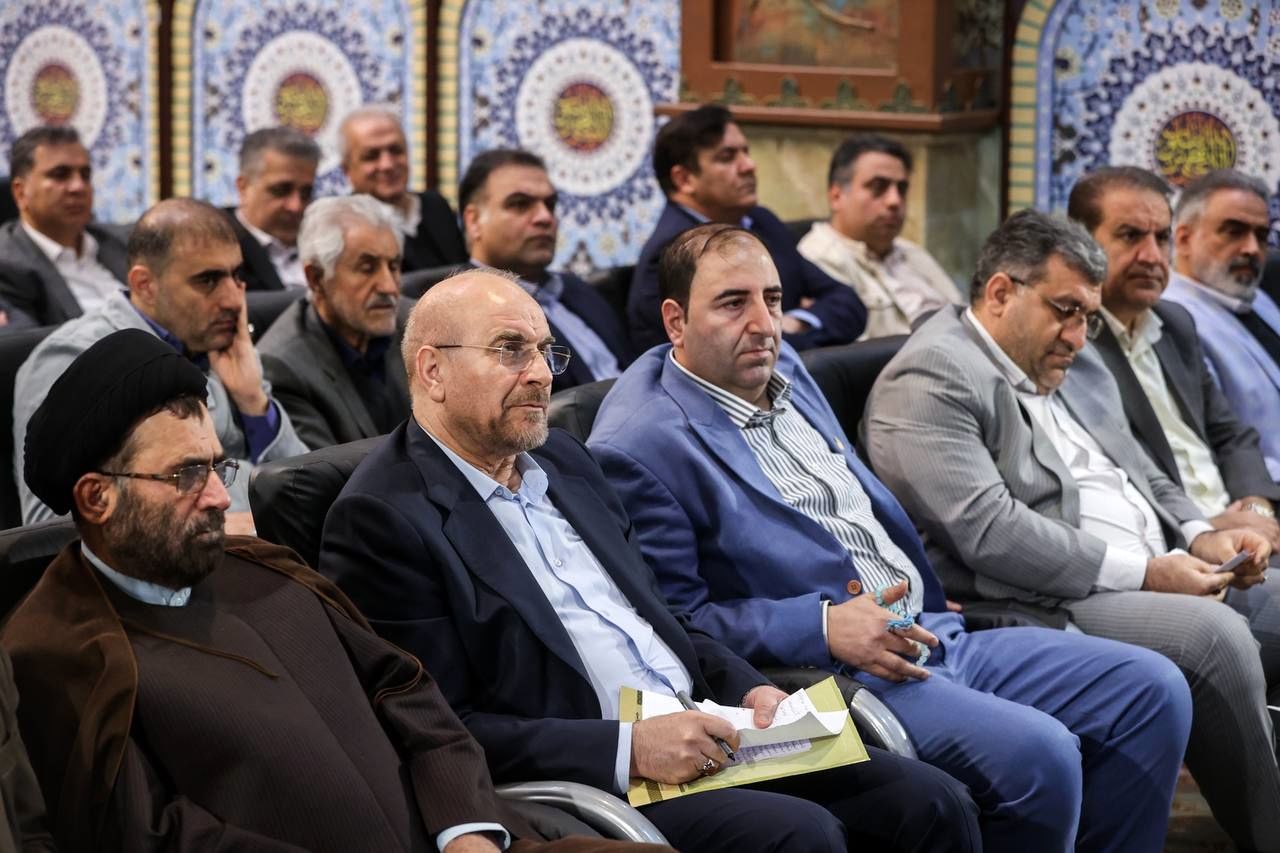 تصاویر: نشست صمیمی قالیباف با جمعی از صنعتگران و بازرگانان تهران