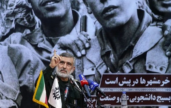 دشمن می‌خواهد باورها و اولویت‌های ملت ایران را تغییر دهد/طراحی نرم‌افزار اولین رادار پدافند هوایی در کشور توسط یک مهندس خانم