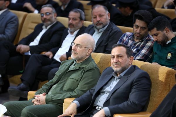 عکسی از حضور قالیباف در چهاردهمین سالگرد شهادت شهید حاج حسن طهرانی‌مقدم در مشهد مقدس