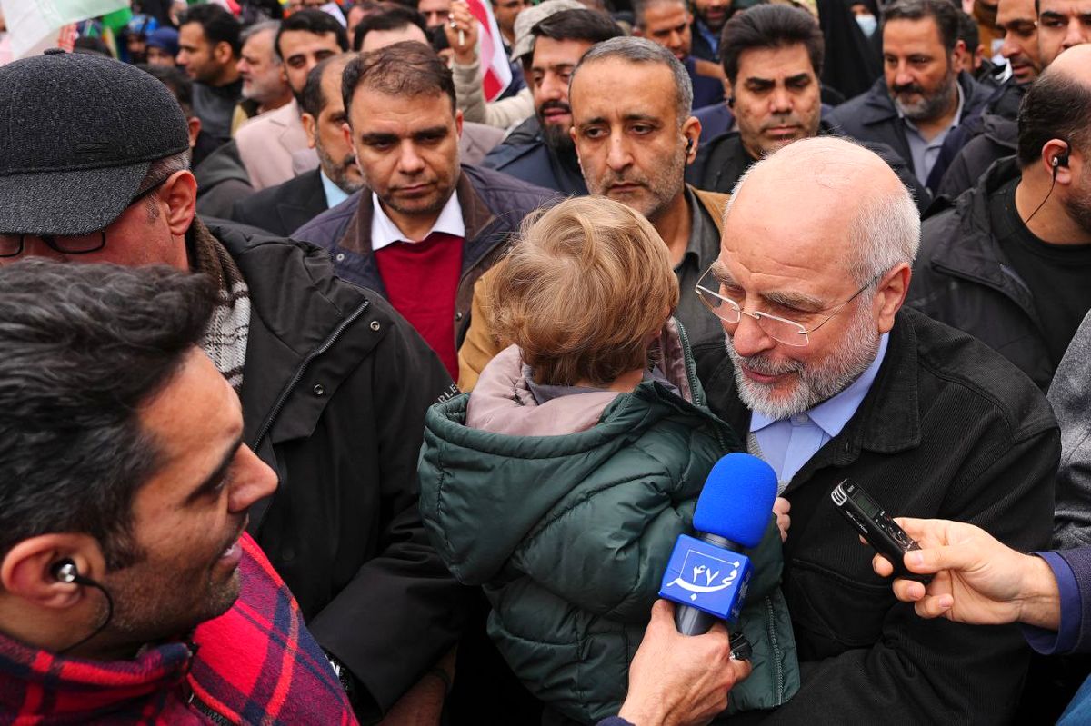 قالیباف: ملت ایران با حضور پرشور در ۲۲ بهمن و نمایش اقتدار ملی مشت محکمی بر دهان دشمنان زد | باید با کار جهادی، محبت‌ها و حضورهای به‌موقع مردم را جبران کنیم