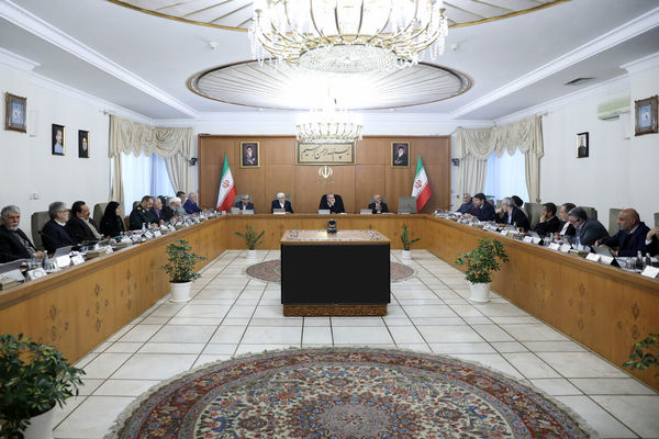 دعوت هیات دولت از مردم برای حضور در مراسم چهلم شهدا و جانباختگان حوادث دی‌ماه