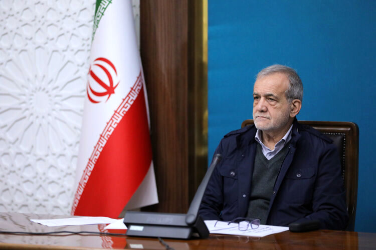 پزشکیان: ایران مذاکره برابر و برد–برد را می‌پذیرد/ مذاکرات عمان را فرصتی برای حل‌وفصل عادلانه می‌دانیم