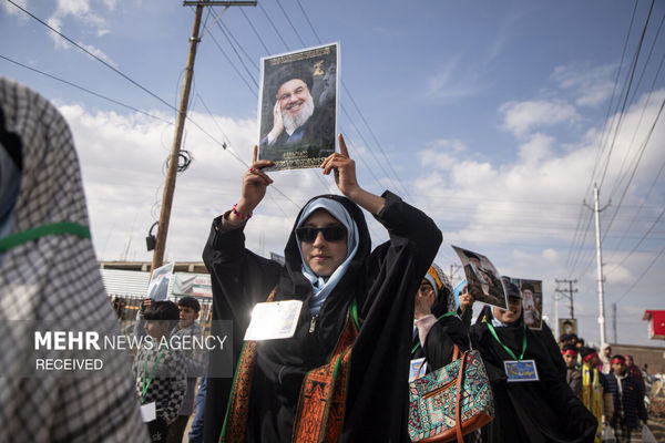 تصاویر: راهپیمایی کشمیری‌ھا در حمایت از رهبر معظم انقلاب