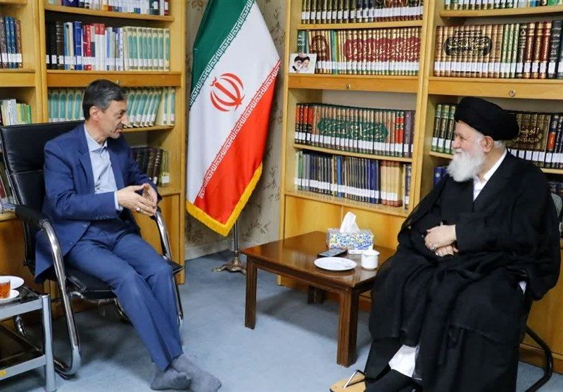 علم‌‎الهدی: مردم از نوسان بازار ‌نگرانند 