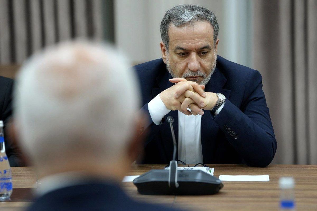 دیدار عراقچی با معاون نخست وزیر آذربایجان +عکس