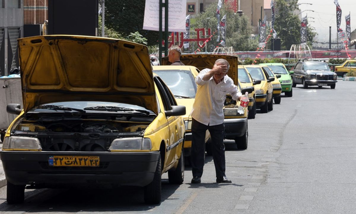 کف خیابانهای تهران داغتر از کویر لوت!