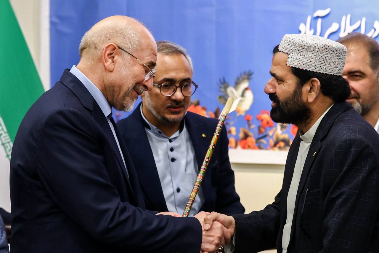 تصاویر: نشست صمیمی قالیباف با اندیشمندان دینی، اساتید دانشگاهی و نخبگان سیاسی پاکستان 