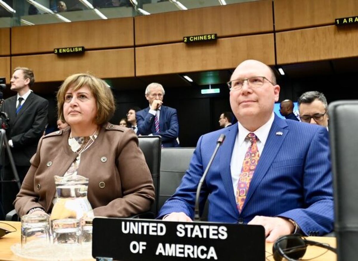 نماینده آمریکا در آژانس: ایران با عمل به تعهدات خود، اعتمادسازی کند!