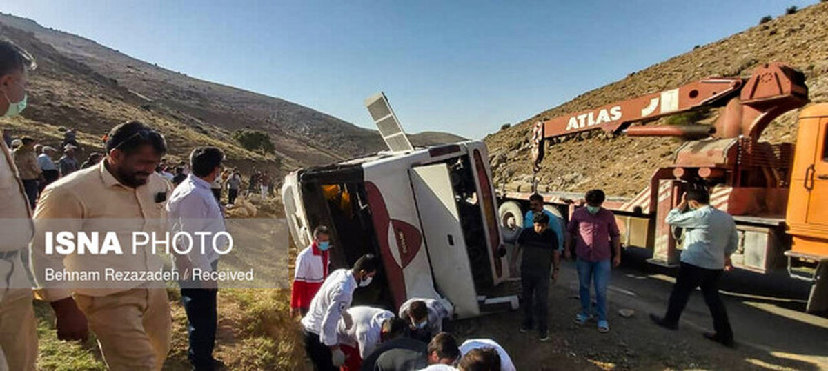 علت واژگونی اتوبوس خبرنگاران