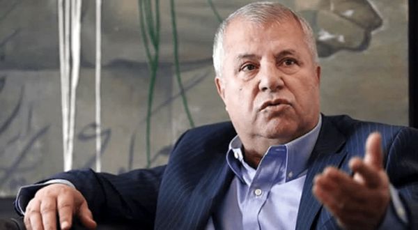 علی پروین در بیمارستان بستری شد