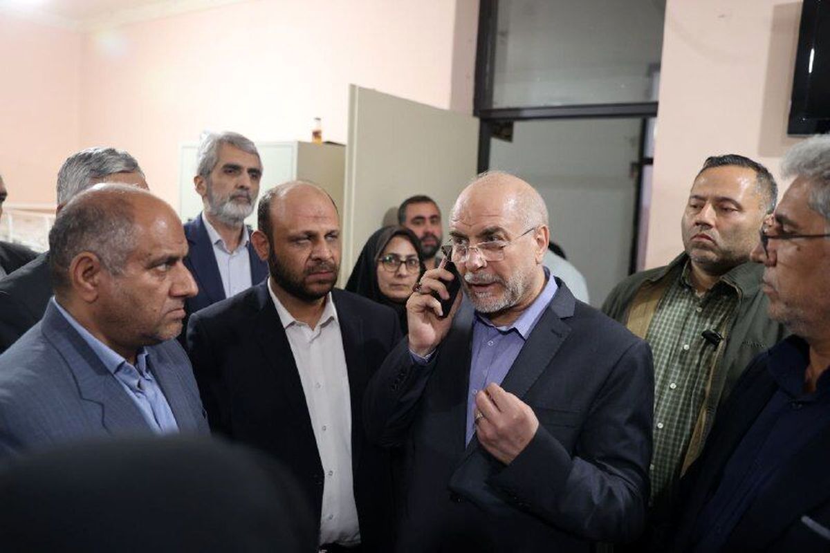 بازدید قالیباف از خوابگاه دانشگاه فرهنگیان گلستان