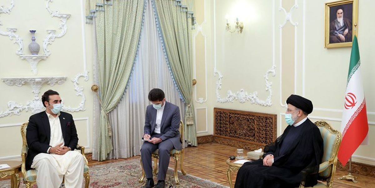 رییسی: امنیت پاکستان را امنیت خودمان می دانیم/وزیرخارجه پاکستان: خود را فرزند ایران میدانم