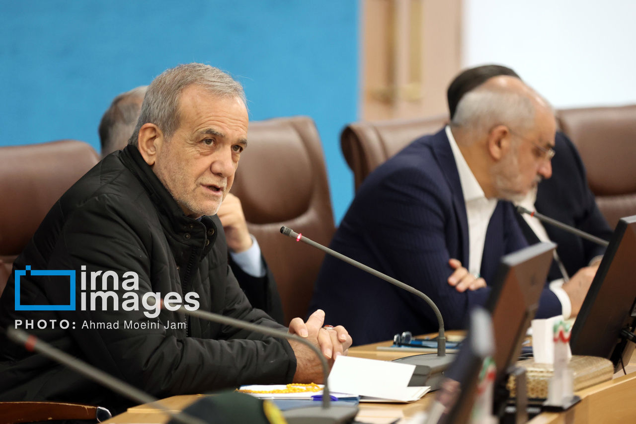  پزشکیان: اولویت اول ما معیشت مردم است