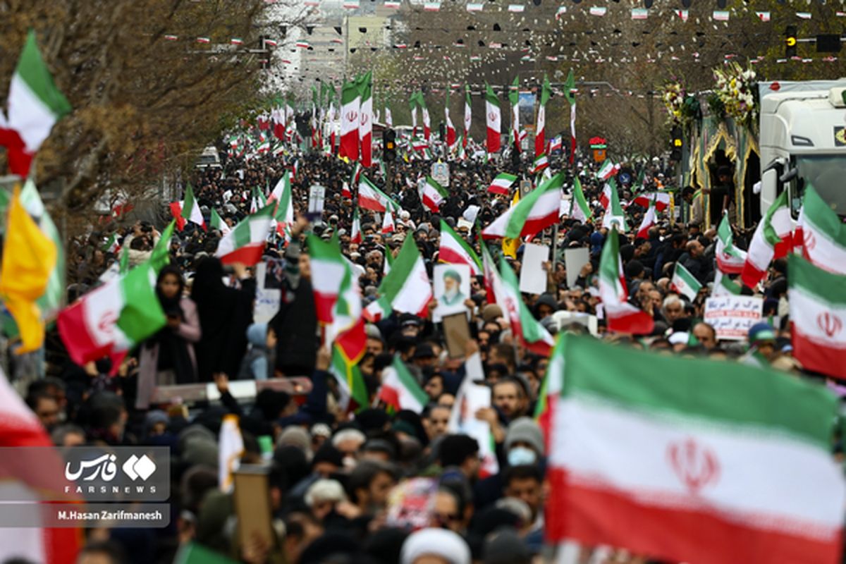 حضور امشب مردم در مساجد به شکرانه حماسه یوم الله ۲۲ دی