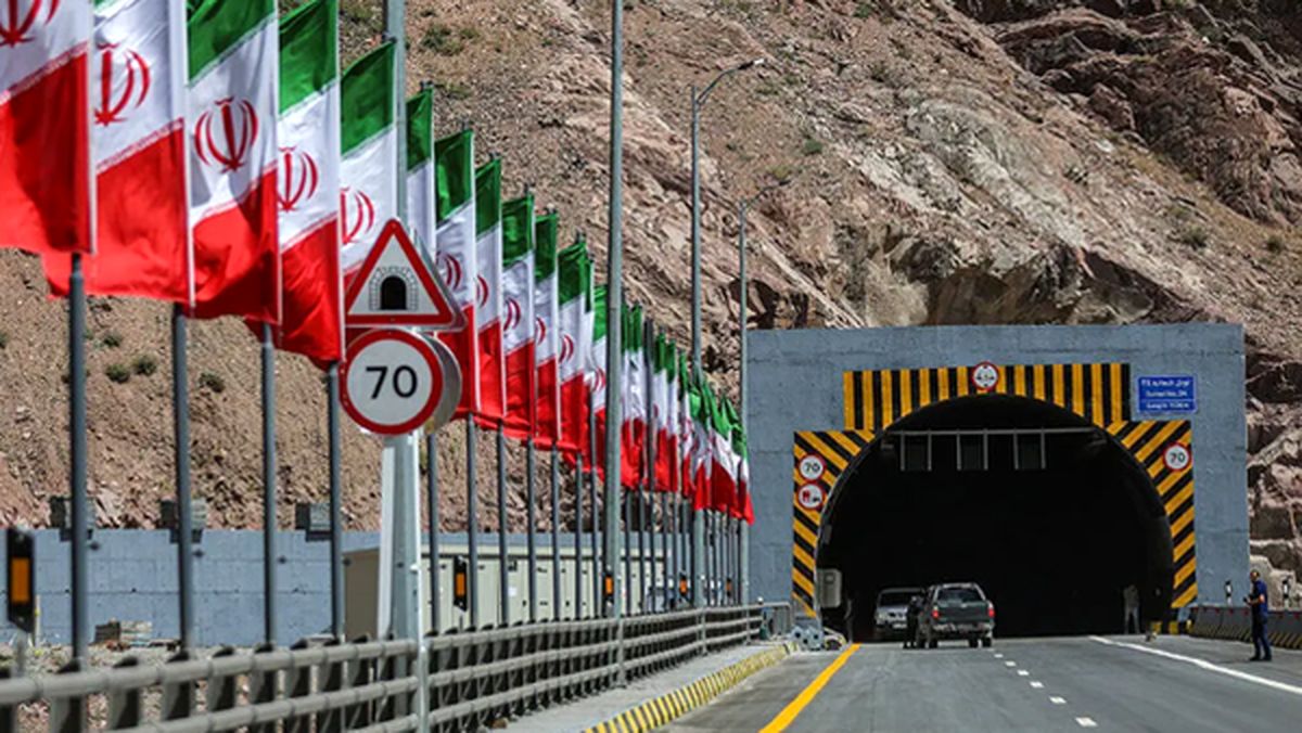 افتتاح باند شرقی قطعه دو آزادراه تهران - شمال +فیلم