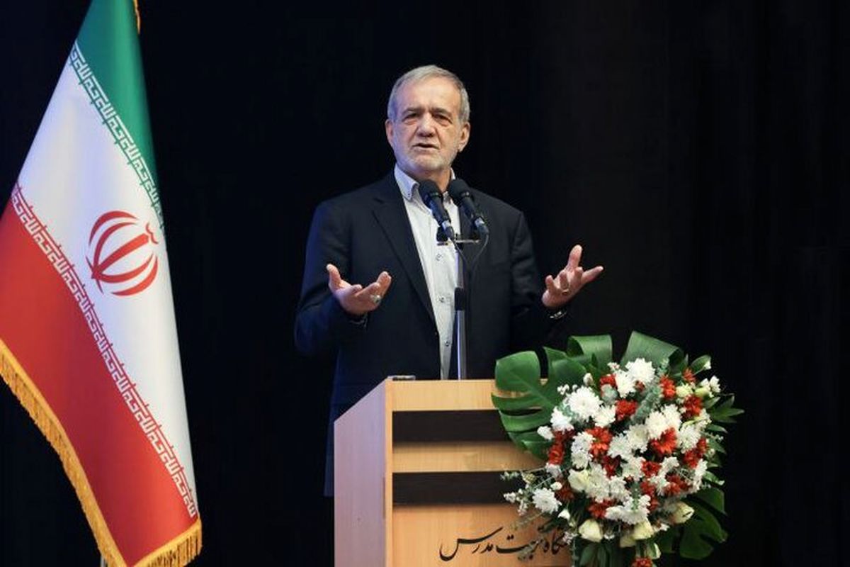 پزشکیان: رژیم صهیونیستی تصور میکرد کشور ما در بحران است و میآیند و هر غلطی بخواهند میکنند