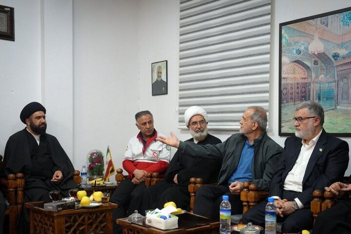 رئیس‌جمهور: مسجد باید به «دولت محله» تبدیل شود