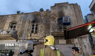 تصاویر: آتش‌سوزی هولناک انبار لوازم الکترونیکی در لاله‌زار
