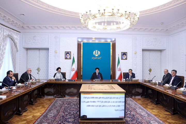 تاکید رئیس‌جمهور بر کم‌‌هزینه کردن زیارت‌ها