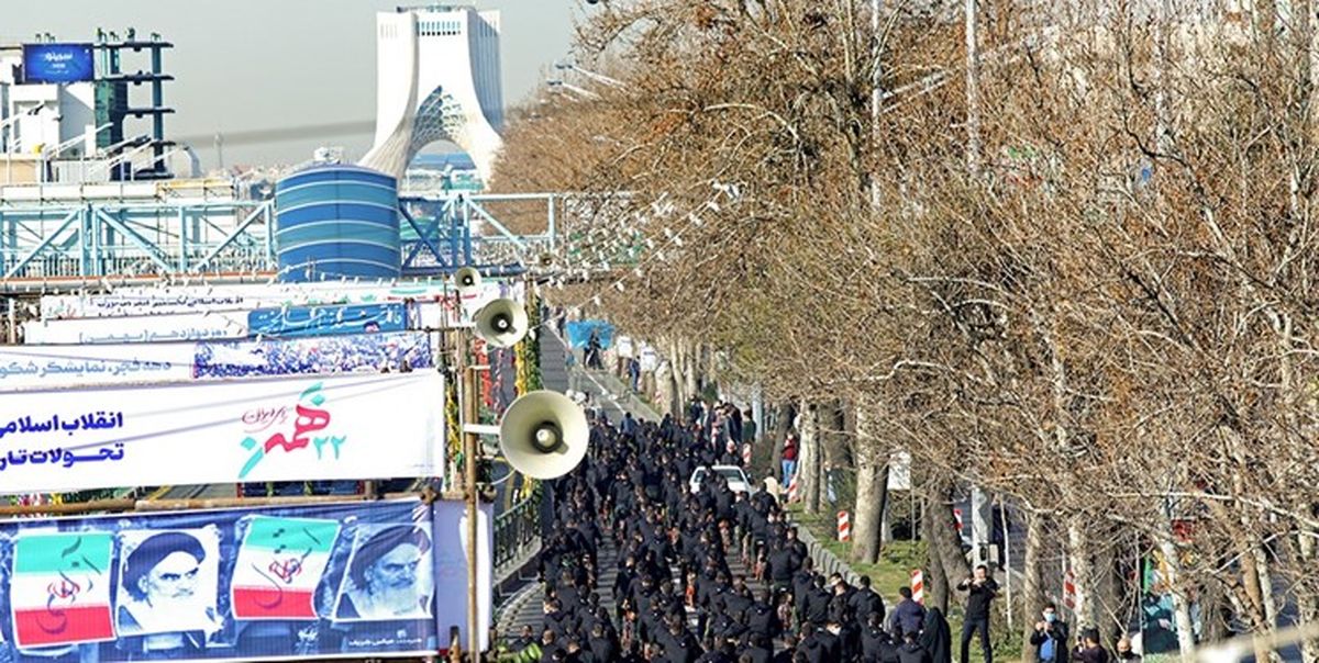 راهپیمایان یوم الله 22 بهمن: «خیانت» و «فتنه» را نخواهیم بخشید