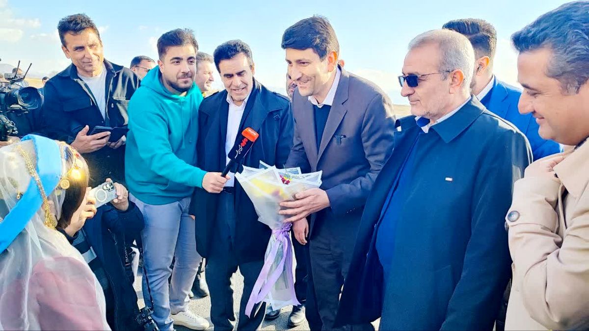 وزیر ارتباطات: رفع فیلترینگ همه پلتفرمها در دستور کار قرار دارد