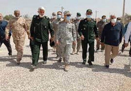 بازدید سرلشکر باقری از موزه دفاع مقدس آبادان 