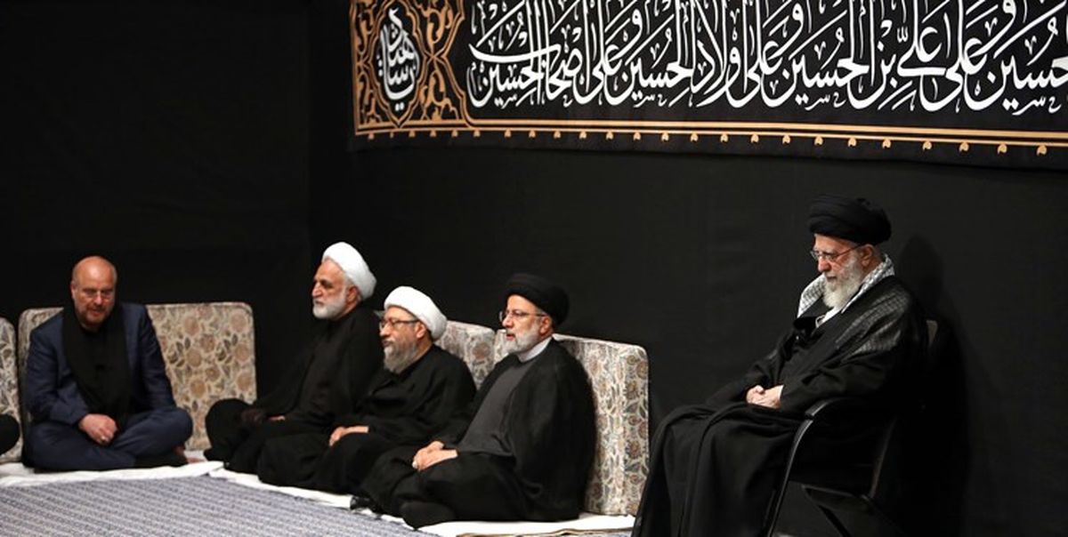 اولین شب مراسم عزاداری اباعبدالله (ع) در حسینیه امام خمینی(ره) برگزار شد 