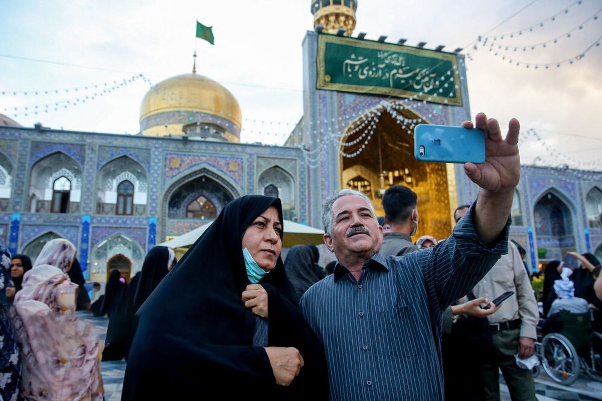 سفر ارزان بازنشستگان کشوری آغاز شد | مشهد، کیش و شمال با پیش‌پرداخت کم و وام ۳۰ میلیونی