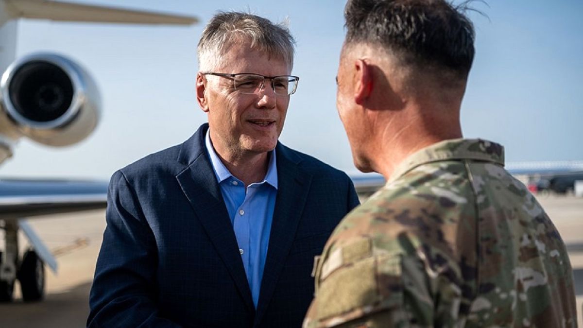 جلسه‌ غیرعلنی ترامپ با وزیر نیروی هوایی آمریکا