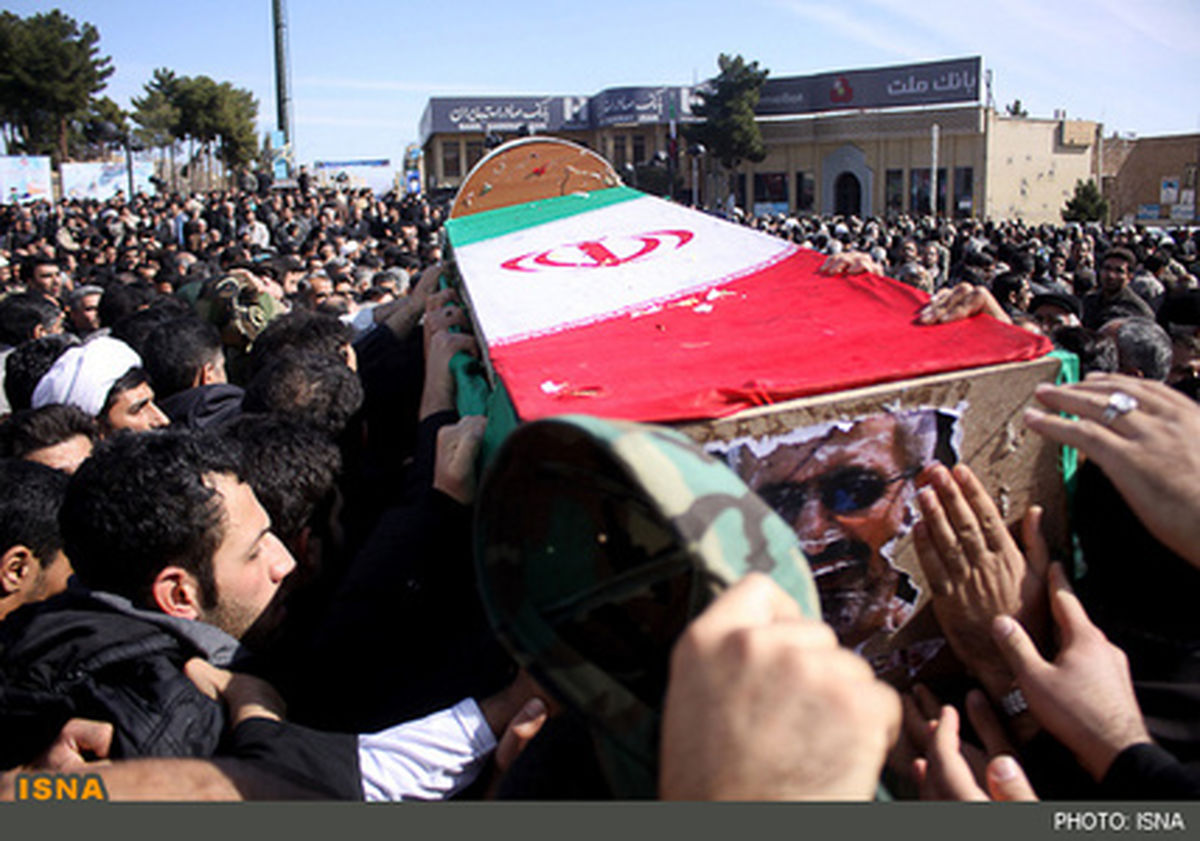 تصاویر/تشييع پيكر شهيدشاطری در سمنان