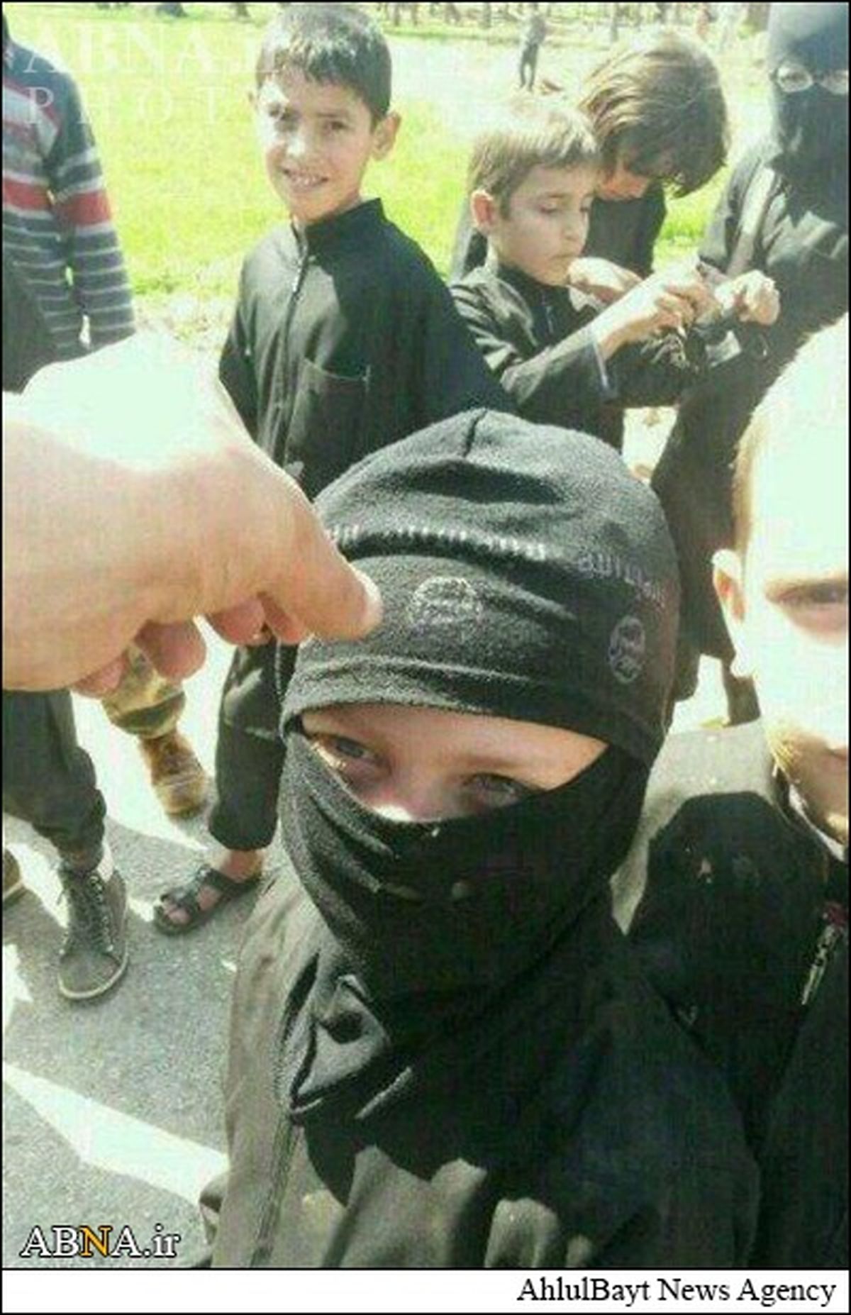 پادگان تروریست‌پروری کودکان داعش/تصاویر