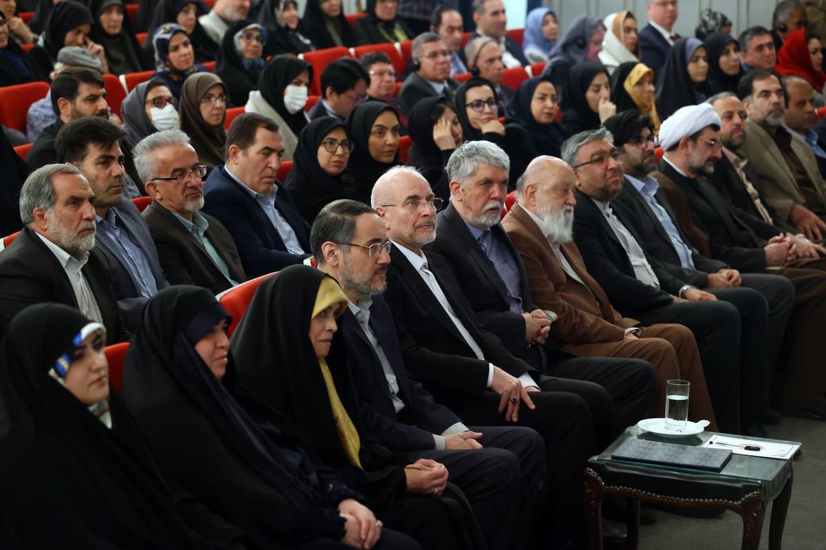 قالیباف: بازنگری در قوانین کار، توسعه دورکاری و ایجاد مهدهای کودک سازمانی لطف به زنان نیست