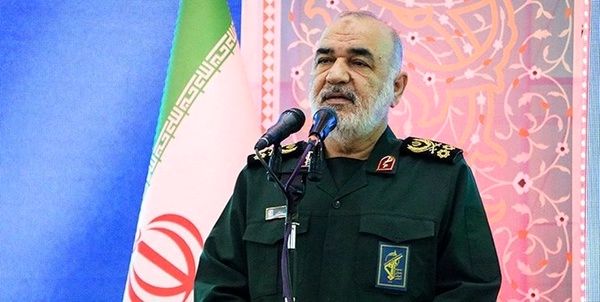 سرلشکر سلامی: با موشک‌هایی ارتقایافته برای هر نبردی آماده‌ایم 