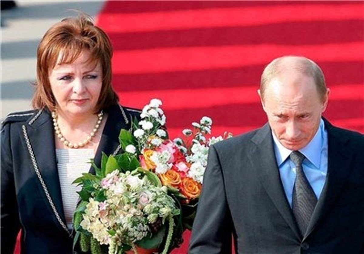 پوتین از همسرش جدا شد/عکس