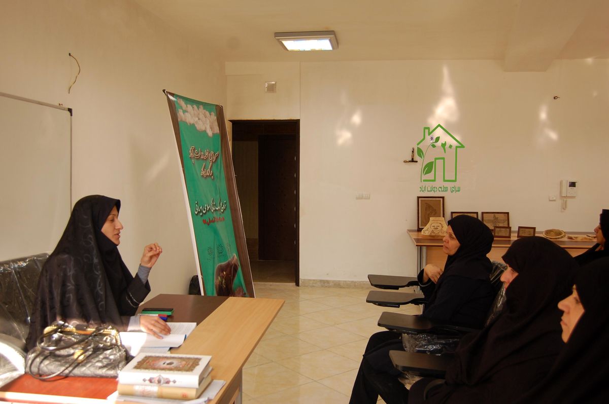 اولین کارگاه ترویج سبک زندگی در سرای محله دولت آباد