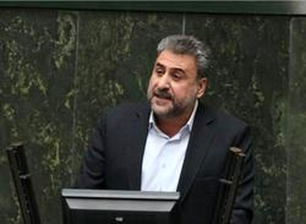 فلاحت پیشه از کارخانه آب سنگین اراک بازدید کرد