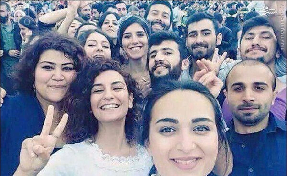 عکس: سلفی قبل از جنایت داعش