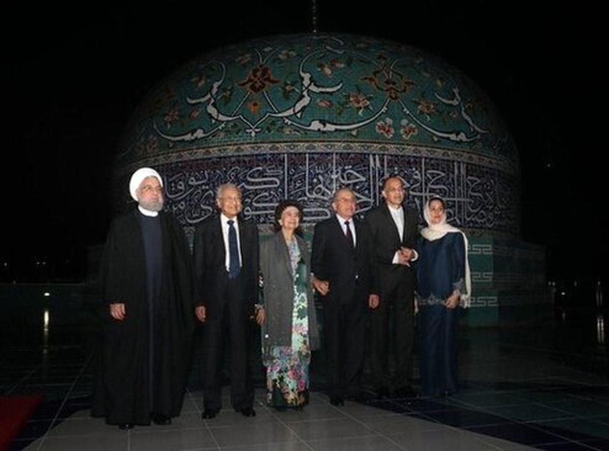 بدرقه هنری نخست وزیر مالزی از حسن روحانی +عکس