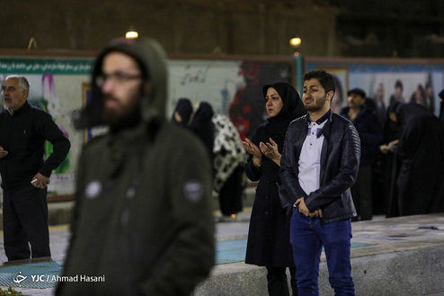 تصاویر: حال و هوای اولین سحر رمضان در اطراف حرم رضوی