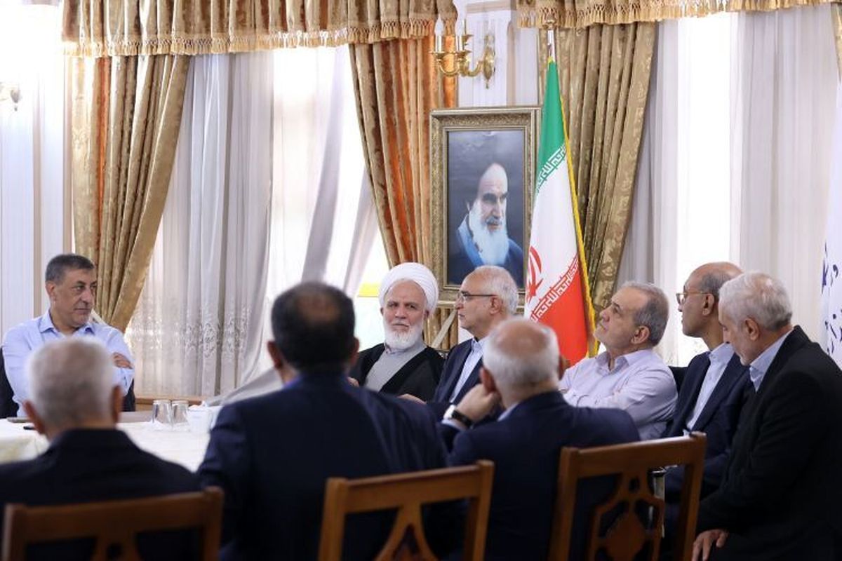 رئیسجمهور چهار پروژه مهم صنعتی، زیربنایی و کشاورزی در کرمانشاه را افتتاح کرد