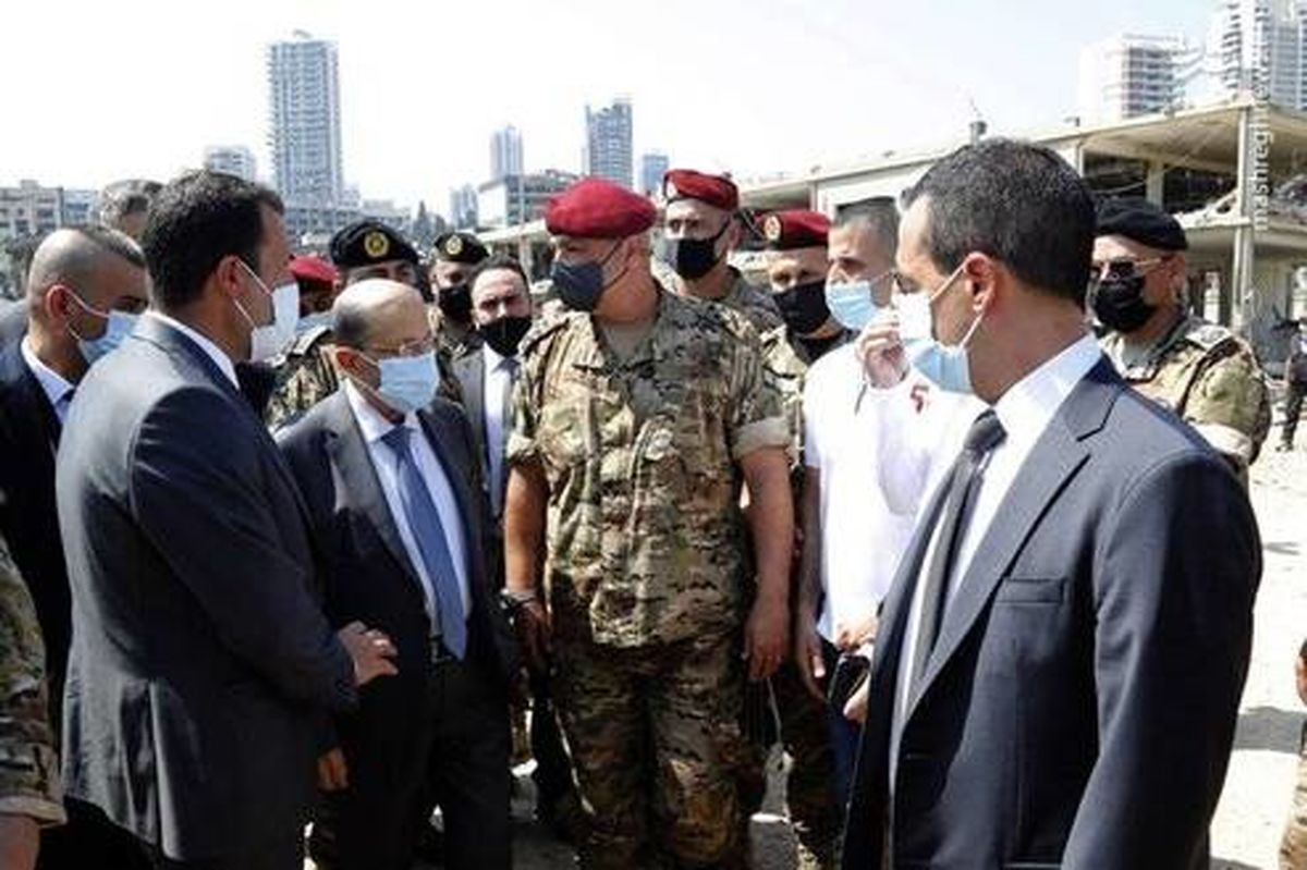 عکس: بازدید رئیس‌جمهور لبنان از محل انفجار
