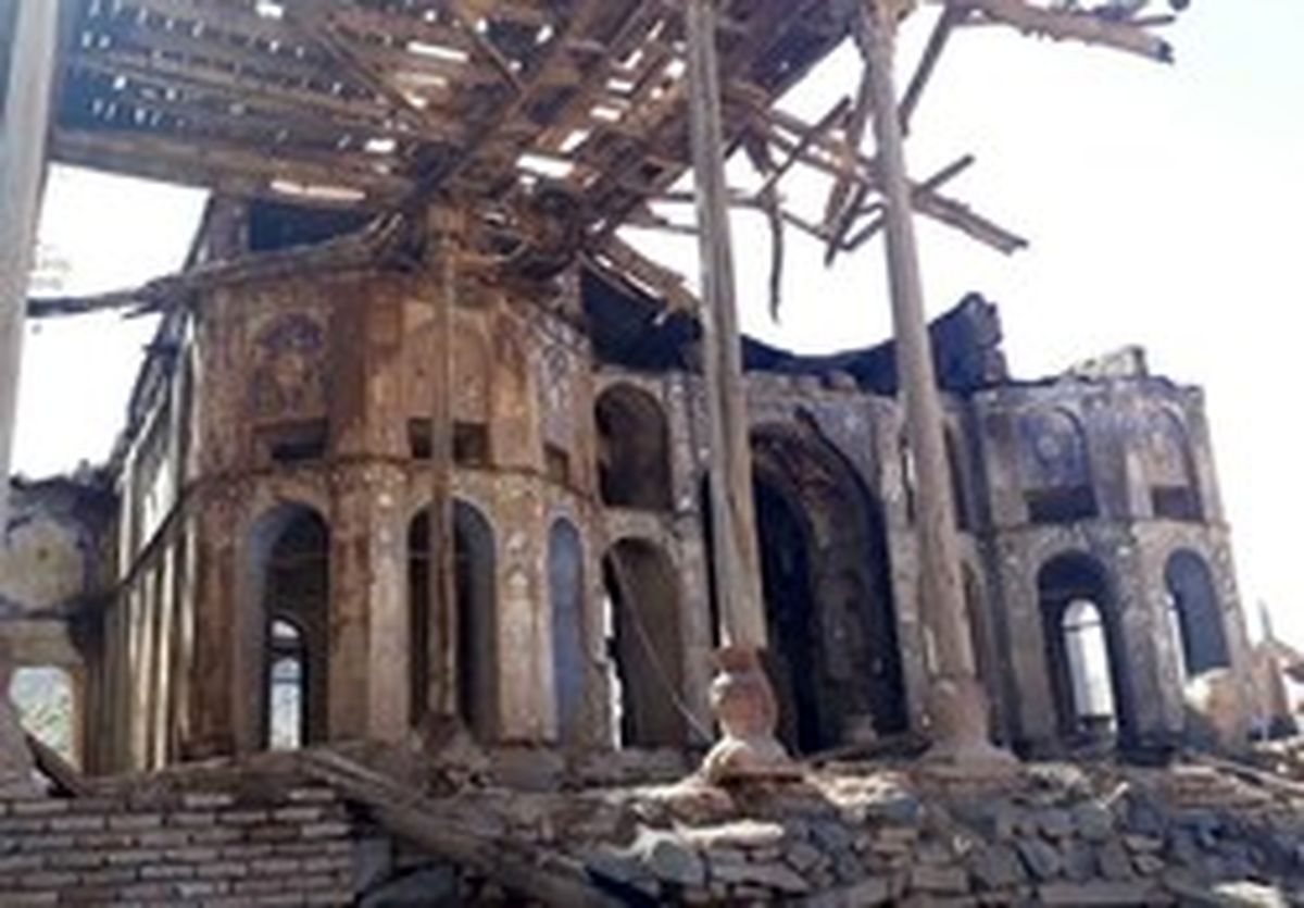 وقتی مرمت‌های چهلستون دوم اصفهان یکجا می‌سوزد! +تصاویر