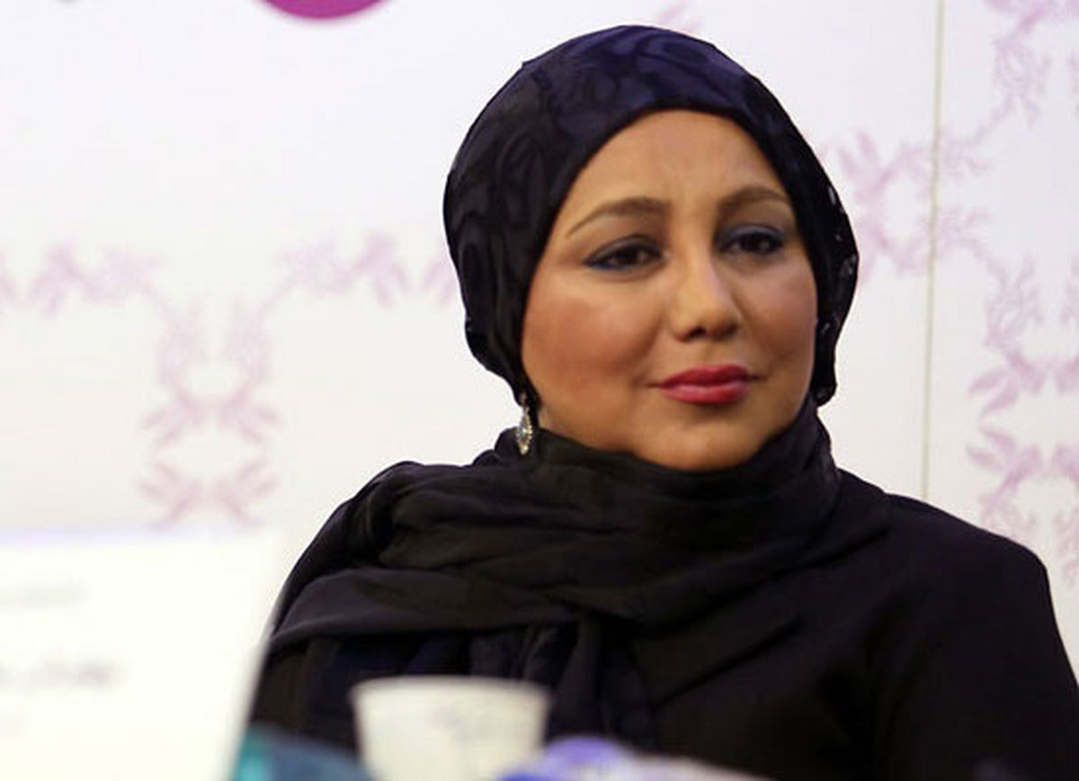 بهنوش بختیاری: از خانواده شهدا عذرخواهی می‌کنم