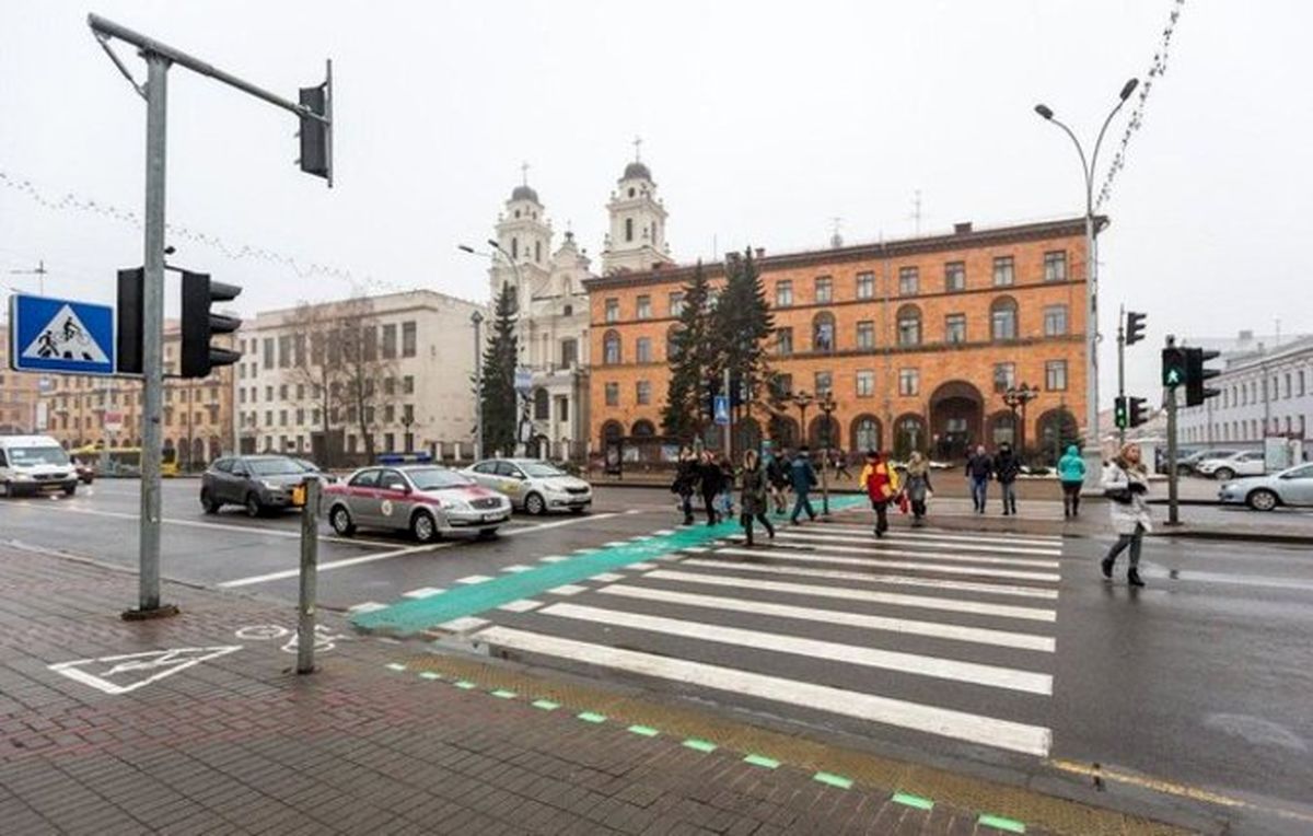 چراغ راهنمایی جدید عابران پیاده در روسیه +عکس