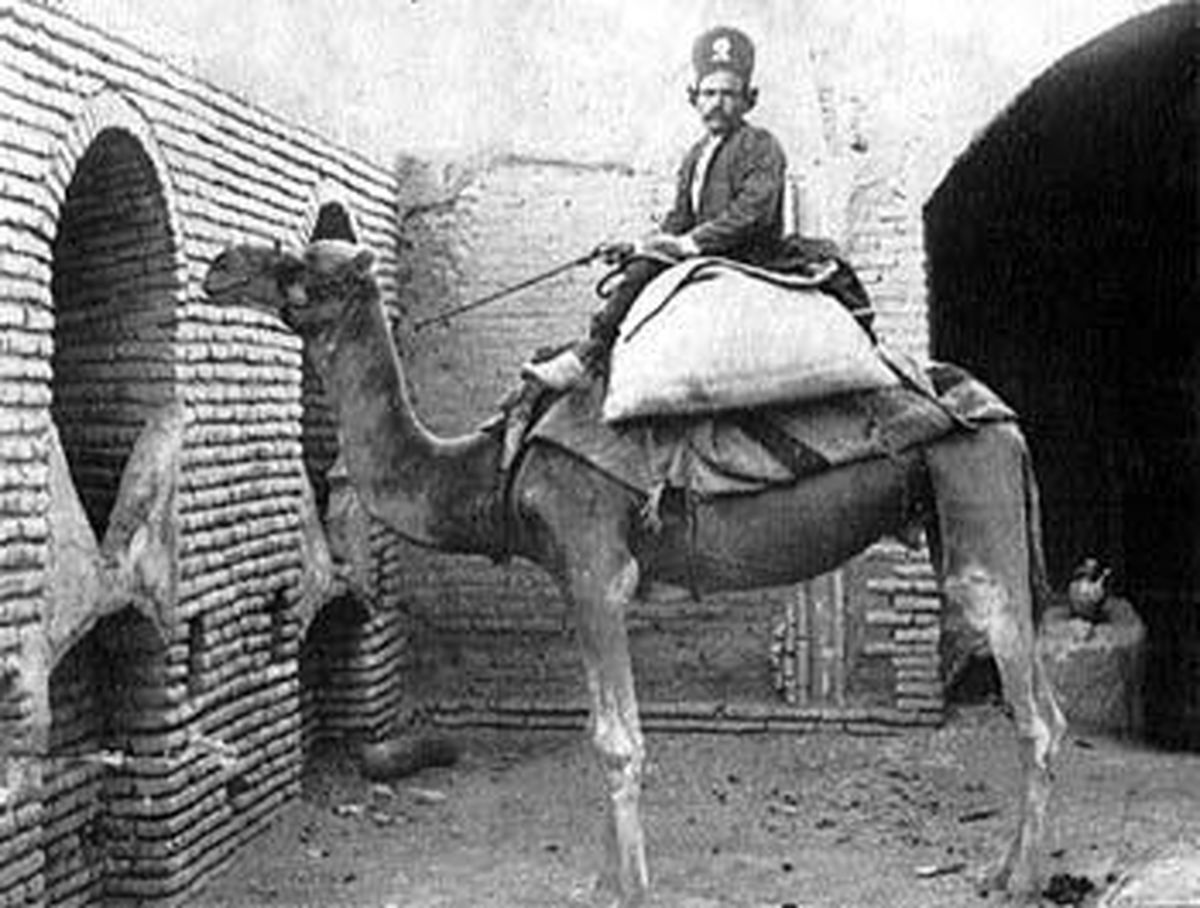 پستچی قجر/عکس