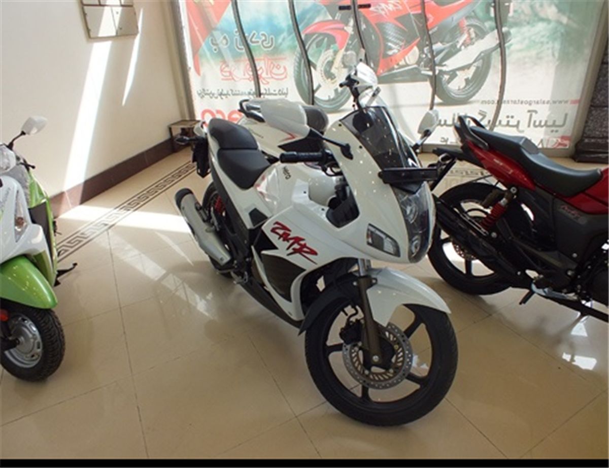 قيمت موتورسيكلت برابر اسباببازی!