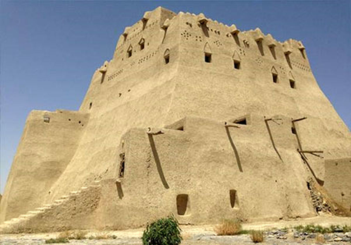 قلعه سب سالم‌ترین قلعه باستانی ایران