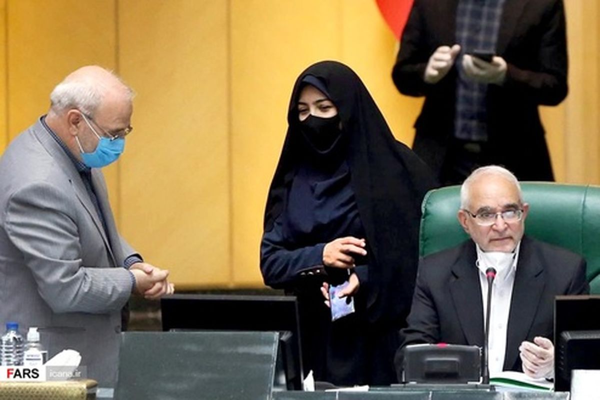 تصاویر: حواشی جلسه علنی مجلس / ۲۶ فروردین ۹۹